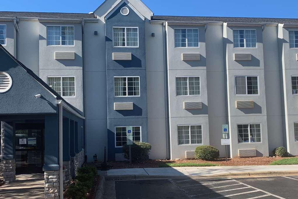 Microtel Inn By Wyndham Charlotte Airport Exterior foto
